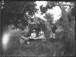 Lunch between Catembe and Matutwini, Mozambique, ca. 1901-1907