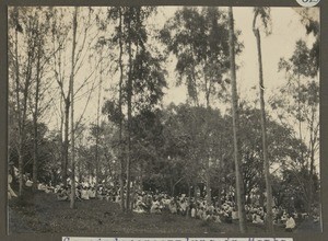 Community assembly, Mamba, Tanzania, ca.1929-1940