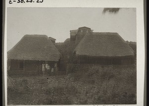 Stationsgebäude in Bali. Schülerhaus; Medizinhaus