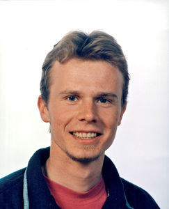 Education assistant, Jeppe Greve Carlsen. Volunteer of DMS, 10/1998-7/1999. Working place: Ndol