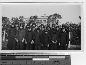 Maryknoll Sisters with aspirants at Jiangmen, China, 1936