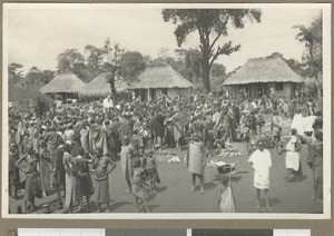 Preaching at a market, Eastern Province, Kenya, ca.1931