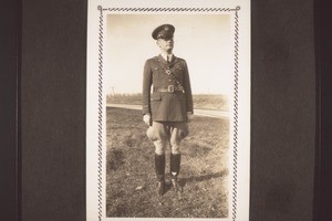 E. Holzhäuser Kaplan in der amerik. Armee