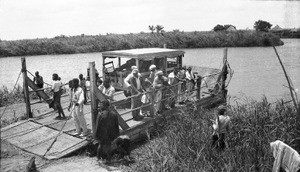 Truck crossing the Incomáti on a ferry, Chicumbane, Mozambique