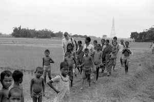 Bangladesh Lutheran Church/BLC, October 1991. Bishop Julius Paul from ELCM, Malaysia with Anni