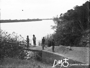 Swiss missionaries on the bank of the Great Usutu, Bela Vista, Mozambique, ca. 1896-1911