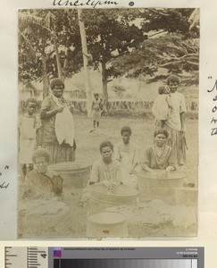 Women and children doing laundry, Anatom, ca.1890