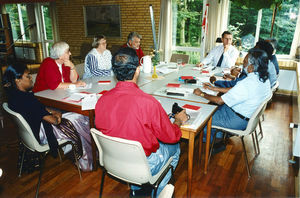 Council of Partners, 1995: Verner Tranholm-Mikkelsen at the end of the table. It also shows the