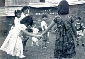 Fra børnearbejdet i Grace Lutheran Church, Manila, Filippinerne. Oktober 1991