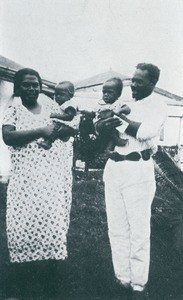 Nata Haeweng of Lifou, his wife and their twins