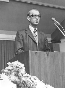 Council meeting in 1977 in Nyborg. the rostrum bishop Thorkild Græsholt