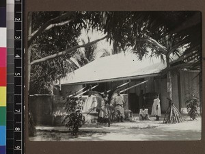 Group of girls outside store, Beru, Kiribati, 1913-1914