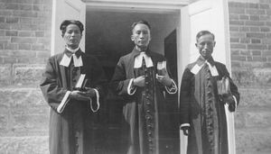 Fra venstre: Pastor Hsia, Pastor Chen, Pastor Shun. Danmission Photo Archive