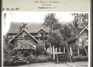 Haus des Antang Kalang (linke Hälfte)