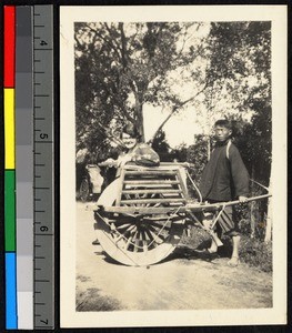 Travel by wheel-barrow, Nantong, Jiangsu, China, ca.1900-1932