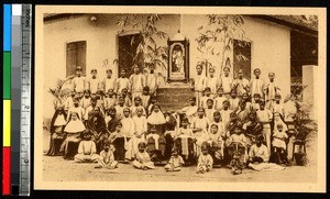 School children and their teachers, Kollam, India, ca.1920-1940