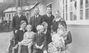 DSM Missionaries in Darjeeling, North India, 1937. Sitting, from left to right: Ingeborg Eie wi