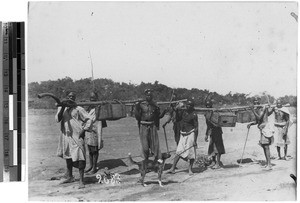 Porters, Unyamwezi, Tanzania