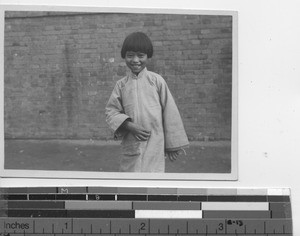 An injured orphan at Fushun, China, 1934