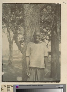 Head porter, Mihecani, Mozambique, ca.1925