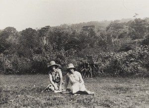 E.G & Mrs Wakefield at Uzuakoli synod, Nigeria, 1934