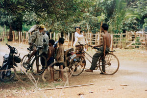 Landsbytræf, Ratanakiri 2001