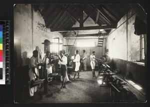 Class in workshop, Ambatonakanga High School. ca. 1930