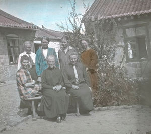 Danish missionaries. The woman on the right: Astrid Poulsen, born 20.11.1890. Sent out as a mis