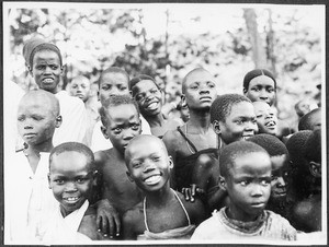 Spectators at a children's party, Gonja, Tanzania, ca. 1927-1938