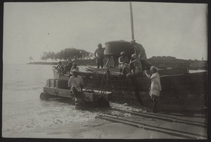 A difficult load with machinery on the beach in Cannanore