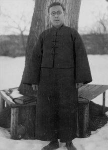 Pastor Wang Ming Tao på besøg i Fenghuang Heze. Prædikant fra Peking. Danmission Photo Archive