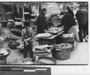 The street market at Fushun, China, 1939