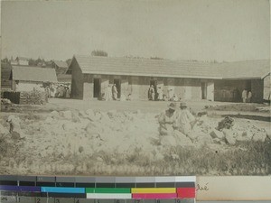 Malagasy stone masons, Ranomafana, Antsirabe, Madagascar, ca.1917
