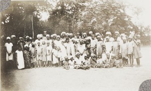 Group of women at morning service at Ama Achara, Nigeria, ca. 1924