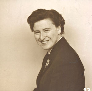 Ingeborg Estrup Møberg, born Paaskesen 1930. Teacher 1951. Children secretary of DMS, 1954-57