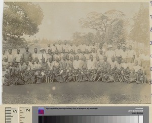 School 100 strong, Kikuyu, Kenya, ca.1911