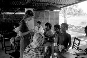 Danish Bangladesh Leprosy Mission/DBLM, 1989. Head Nurse Susanne Møller Pedersen with patients