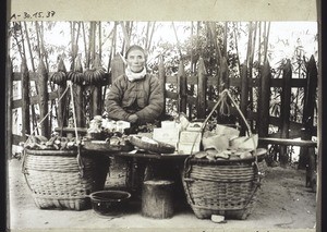 Frucht-Verkäufer an einer Strasse b. Hongkong