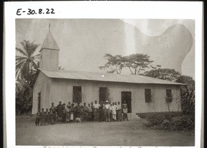 Chapel in Bowen, near Bonaberi