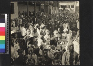 Crowd listening to the gospel, China, ca. 1940