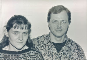 Karin & Jack Brandholt, volontører i Dansk Santalmission, 1992-93. Udsendt til Den Lutherske Kirke/LCP i Manila, Filippinerne. Karin Brandholt til arbejde i slumområdet Tondo og Jack Brandholt til Sømandsmission i havneområdet