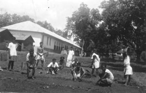 Santalistan/Santal Parganas, Nordindien. Benagaria Præsteskole. De studerende er på fritidsarbejde