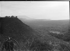 Mountain range and lowlands, Tanzania, ca.1893-1920