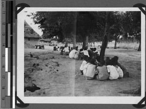 Schoolchildren having their meal, Usoke, Unyamwezi, Tanzania