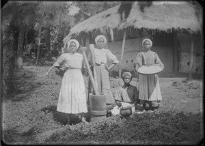 African women preparing food, southern Africa, ca. 1880-1914