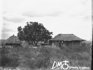 Outstation near Makulane, Mozambique, ca. 1896-1911