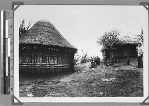 Indigenous huts and Hollan, Rungwe, Tanzania, ca. 1903-1916