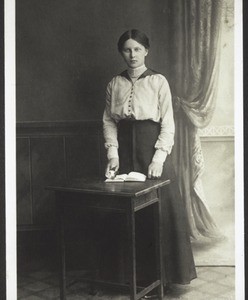 Elise Blocher gestorben den 17. August 1919 an Lungenblutungen, nach 4wöchentlicher Krankheit im Krankenhaus Langnau, im Alter von 22 Jahren. Albrechts u. der Anne geb. Fankhauser gest. im Alter von 35 Jahren an der Lungenkrankheit im Krankenhaus hier im Herbst 1900