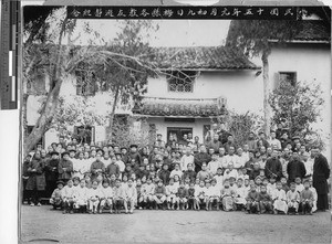 Group portrait of retreatants, Kaying Vicariate, Meixian, China, 1926