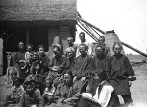 Manchuria, the 1930s. Family meeting